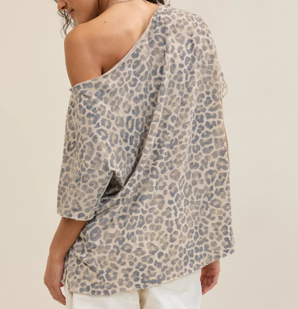 Grey‑Tone Leopard Off‑The‑Shoulder Short Sleeve T‑Shirt for Women